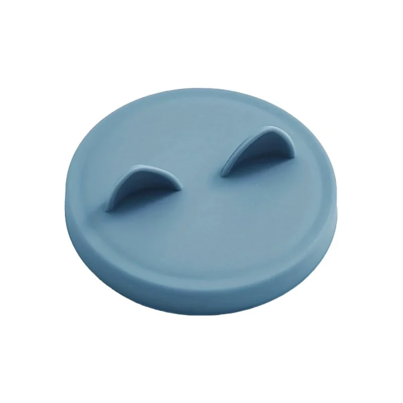 Pink cat-ear silicone pet food can lid on can