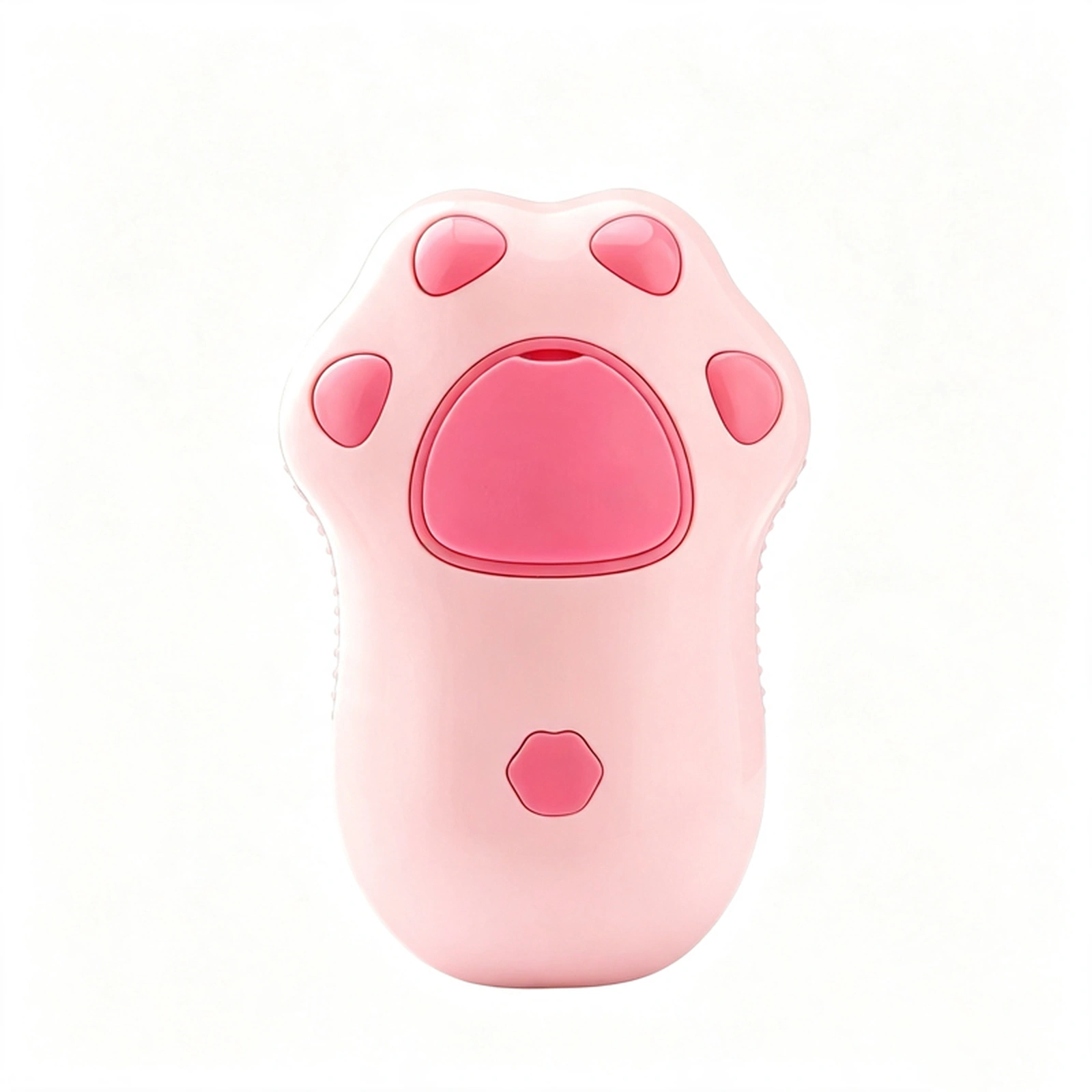 Paw shaped pet spray comb with integrated reservoir